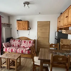 Le Jetay 39 App 6 Personnes Aux Menuires Appartement